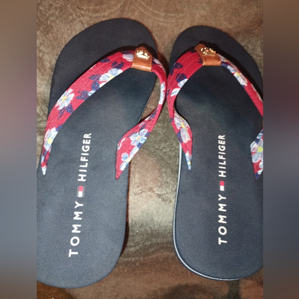 Tommy Hilfiger Red and Blue Sandals Casual Comfort - Picture 4 of 14
